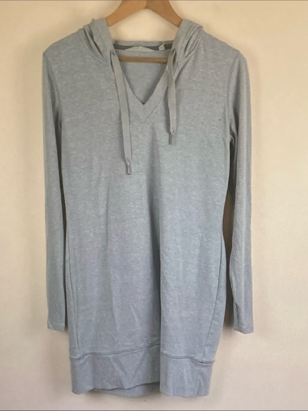 Athleta Light Gray V-Neck Hooded Tunic
